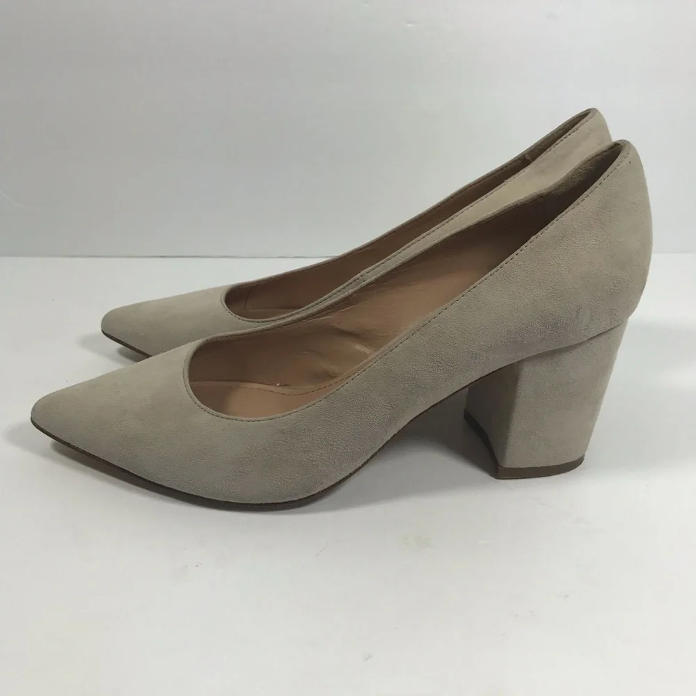 Pour La Victoire Val suede tan pump block heels 7